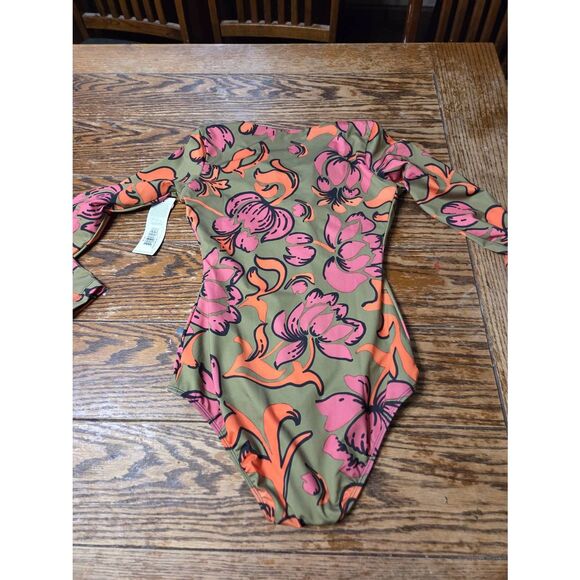 NWT Seea - Solanas Surf Suit - Freya sz Small - Picture 4 of 5